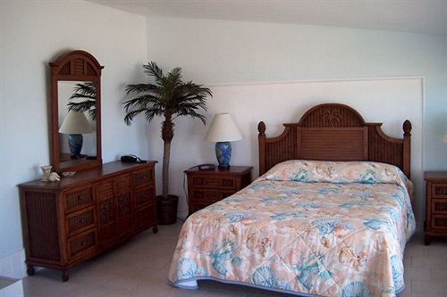 Pelican Beach Villas Marsh Harbour Bagian luar foto