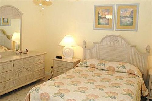 Pelican Beach Villas Marsh Harbour Bagian luar foto