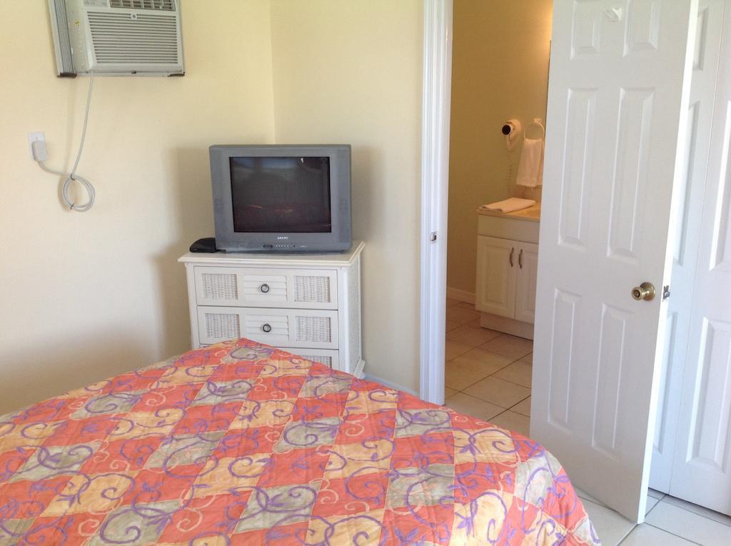 Pelican Beach Villas Marsh Harbour Bagian luar foto